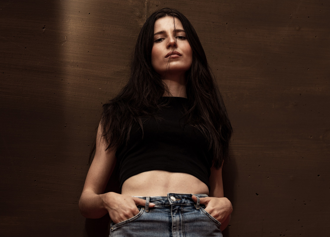 studio beauty fashion portrait